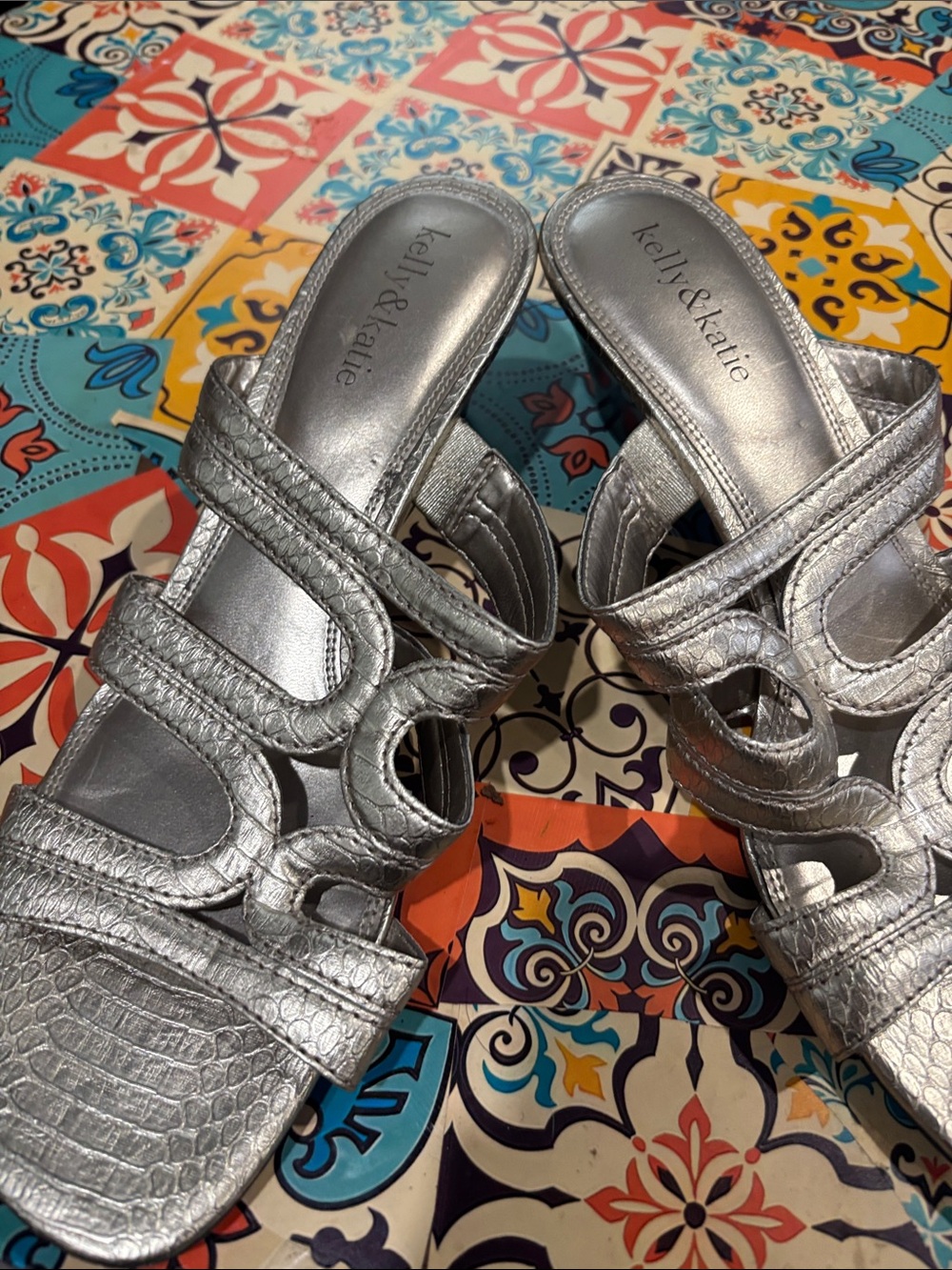 Kelly & Katie Silver Cutout Metallic Slide Mules